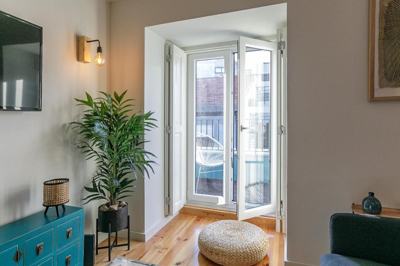 Lovelystay - Downtown Studio With Pool, Ac And Balcony ปอร์โต ภายนอก รูปภาพ