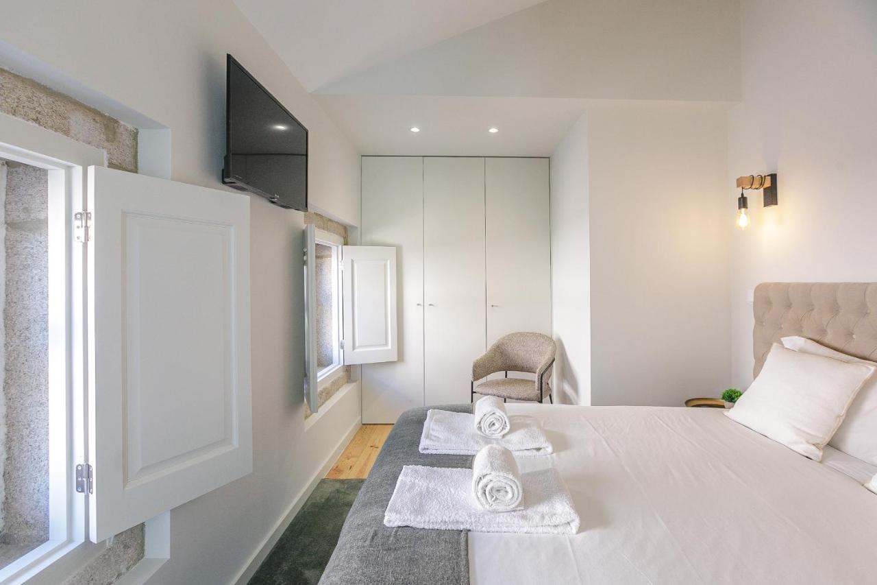Lovelystay - Downtown Studio With Pool, Ac And Balcony ปอร์โต ภายนอก รูปภาพ