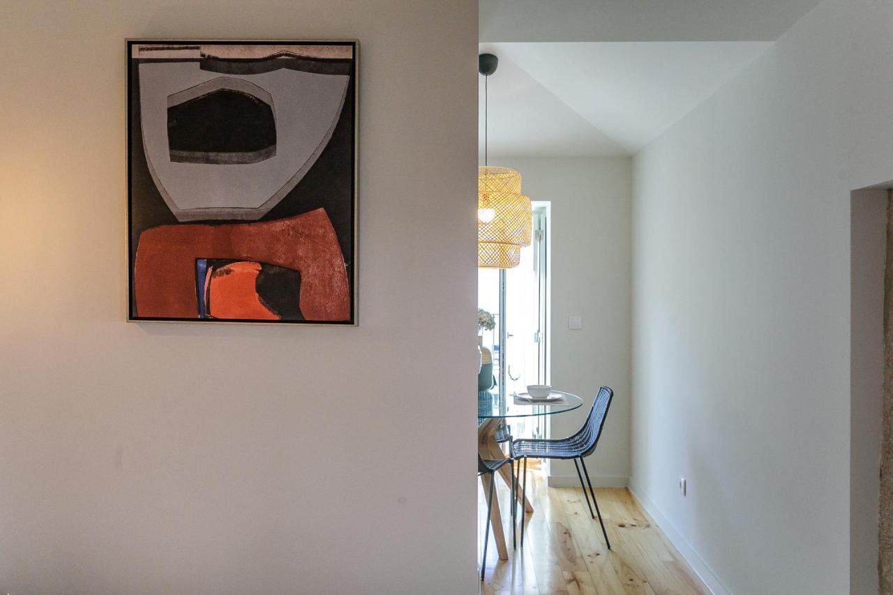Lovelystay - Downtown Studio With Pool, Ac And Balcony ปอร์โต ภายนอก รูปภาพ
